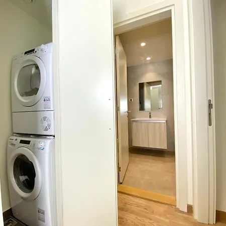 Apartment Waterfront Lux Vista -free Parking